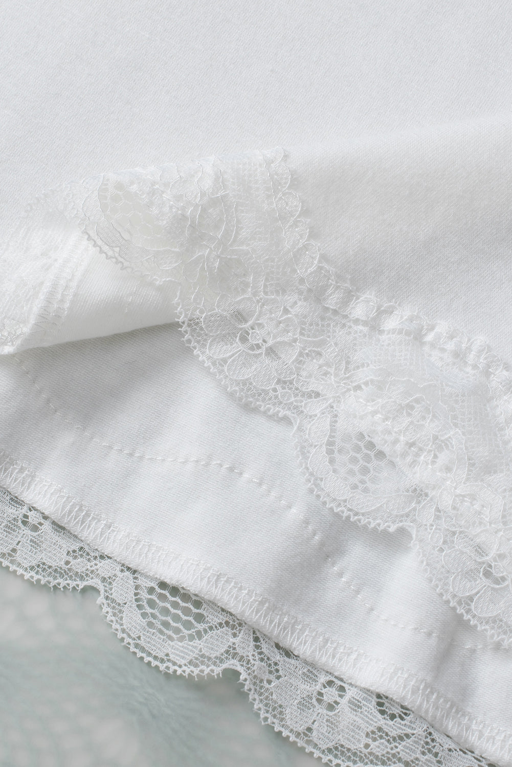 Tank Top for Women Delicate Lace-Trimmed Trim Flared