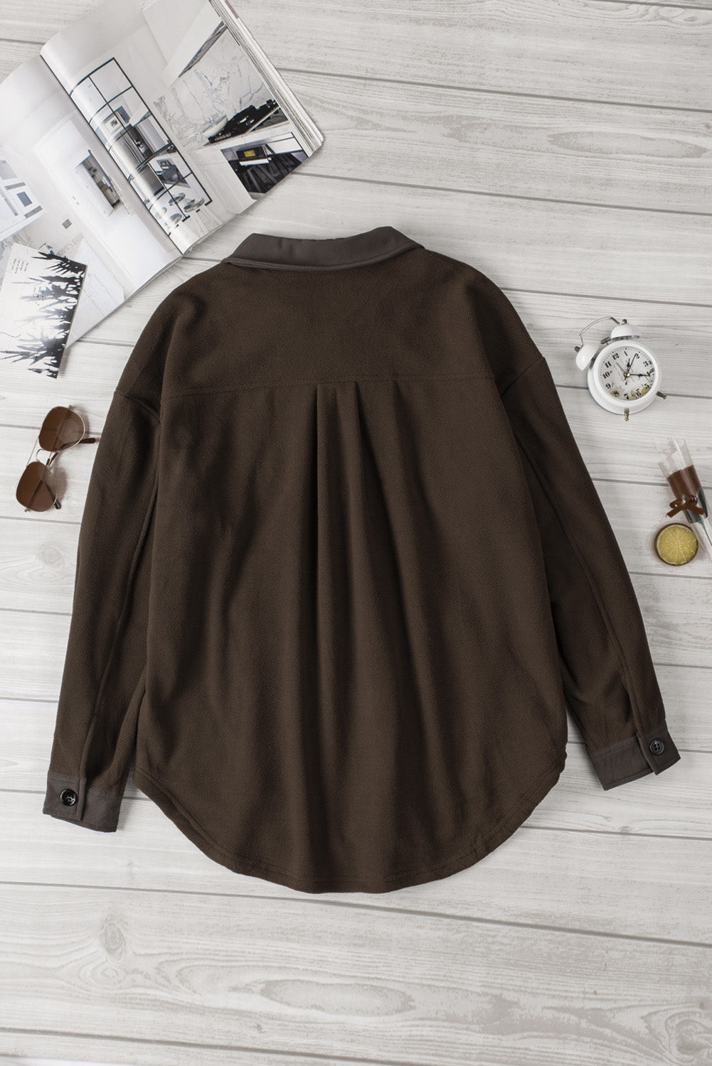 Women's Shirt Jacket Featuring Collar Turn Down