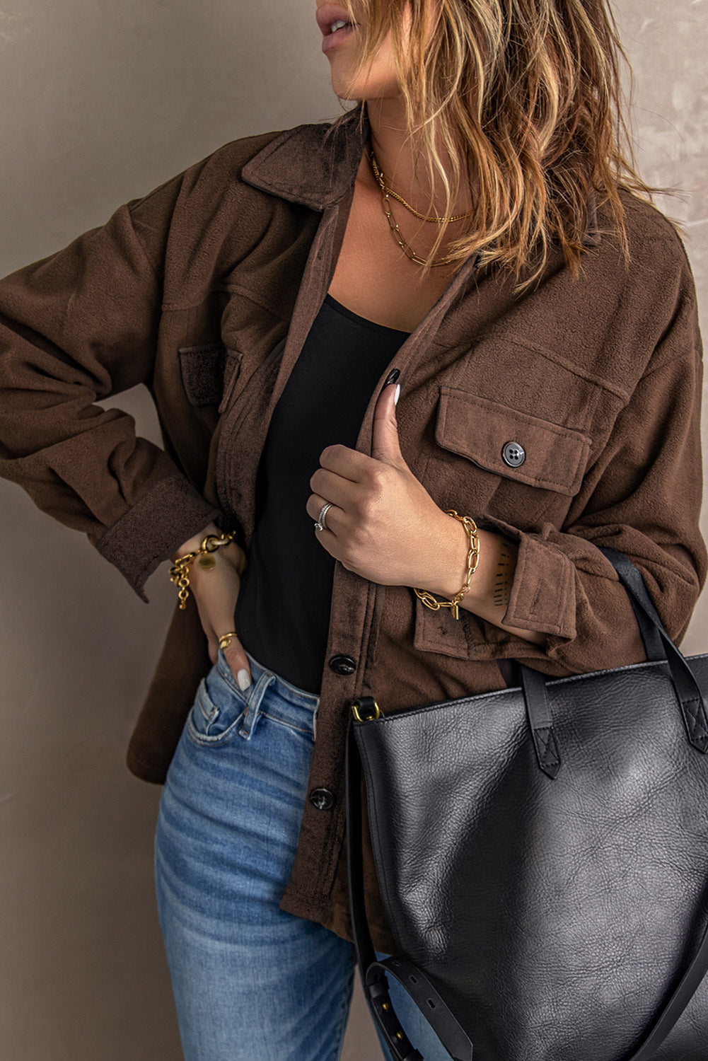 Women's Shirt Jacket Featuring Collar Turn Down