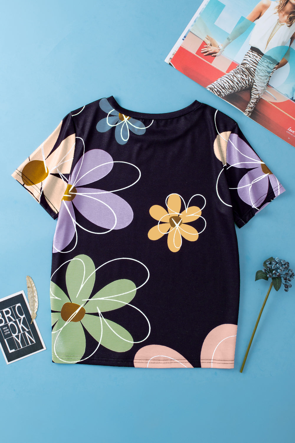 Women's Round Neck Flower Everyday T Shirt
