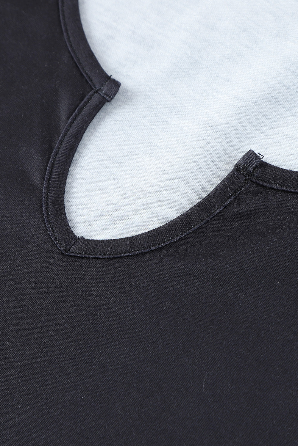 Women's Tank Top with Gradient Split Neck