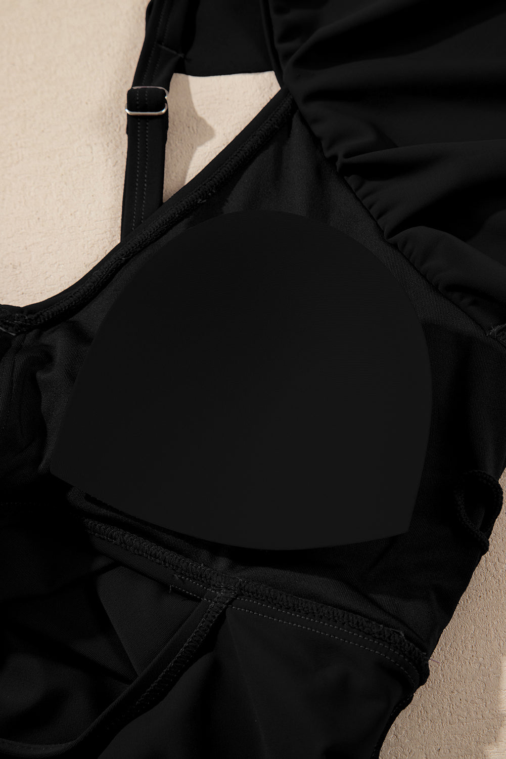 Ruffle Detail Solid Detail Crossed Cutout Slim 2pcs Tankini Swimwear in Black