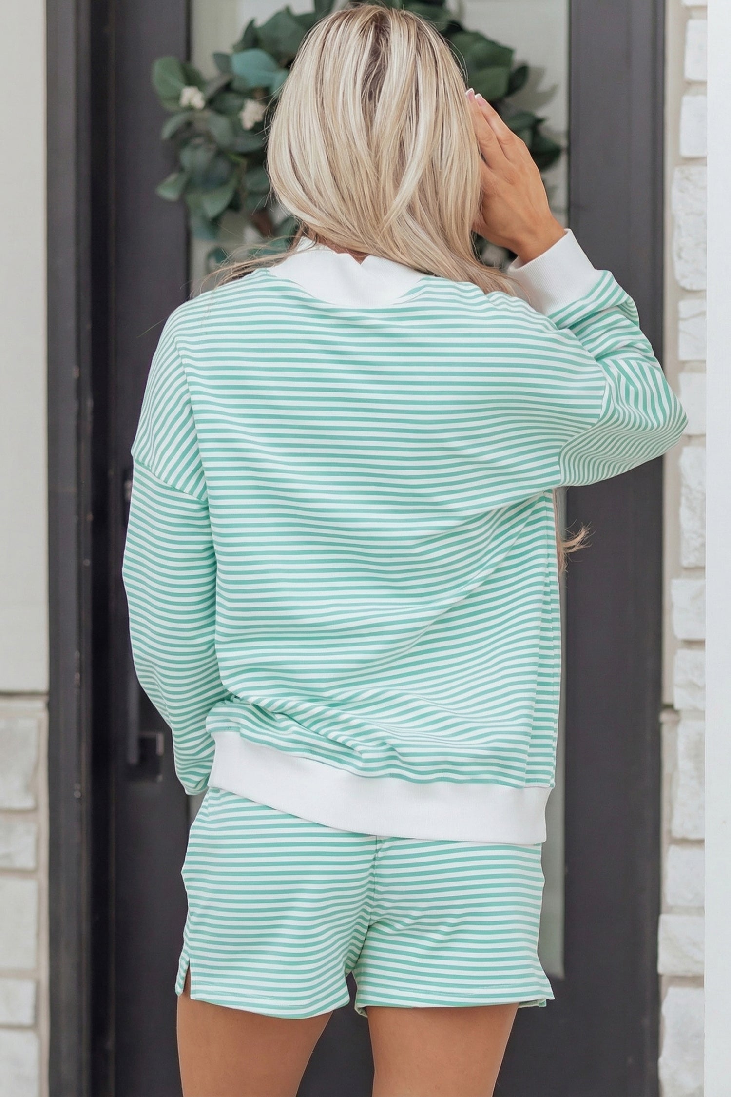 Mock-Neck Stripe Oversize Sweatshirt and Shorts Set in Green