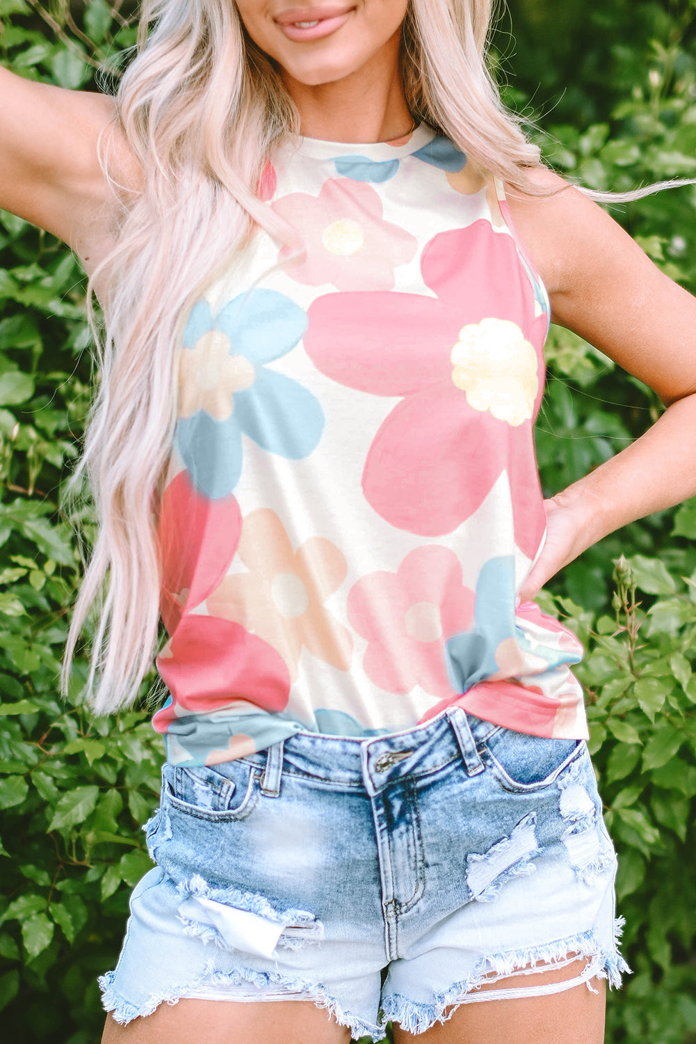 Women's Top with Round Neck Sleeveless Floral-Print