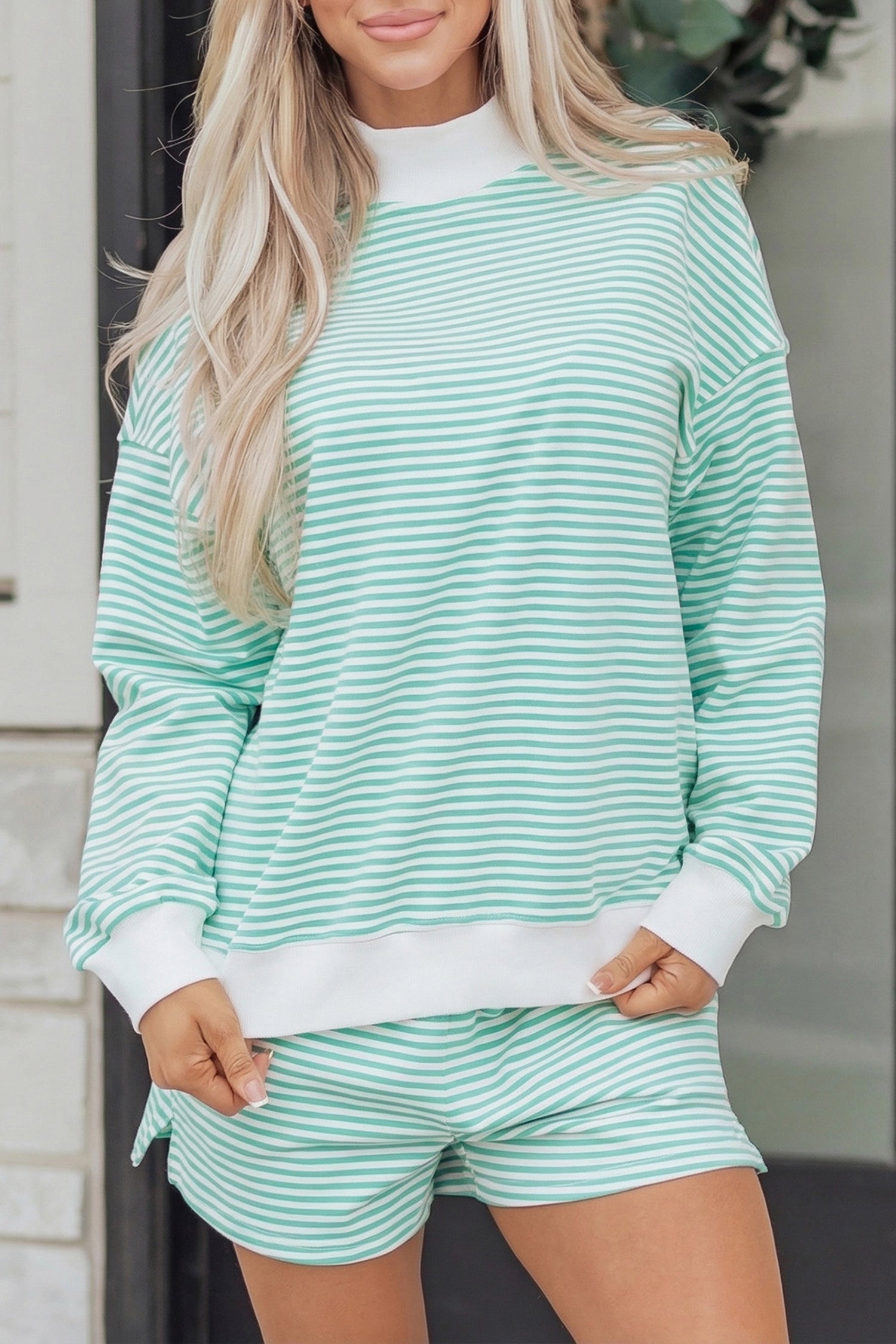 Mock-Neck Stripe Oversize Sweatshirt and Shorts Set in Green