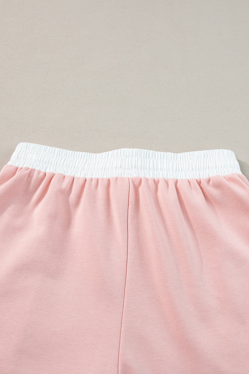 Women's Shorts Set Featuring Ruffle-Trimmed Top and Drawcord