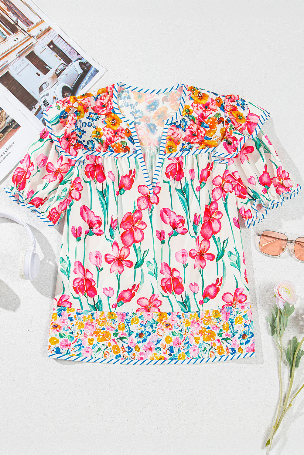 Striped Detail Floral-Print Detail Split Neck Short-Sleeved Blouse
