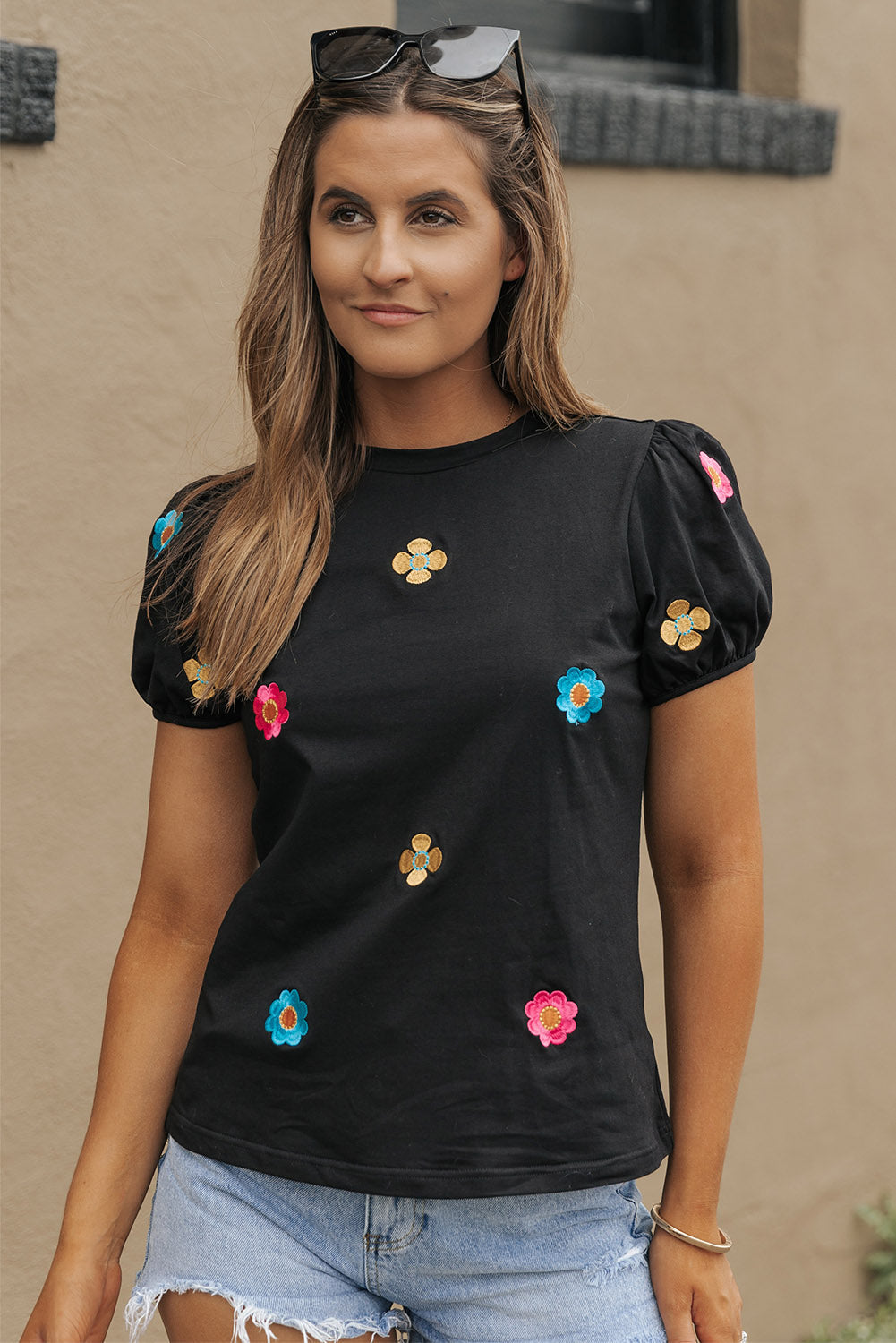 Women's Embroidered Flower Balloon Sleeve Tee