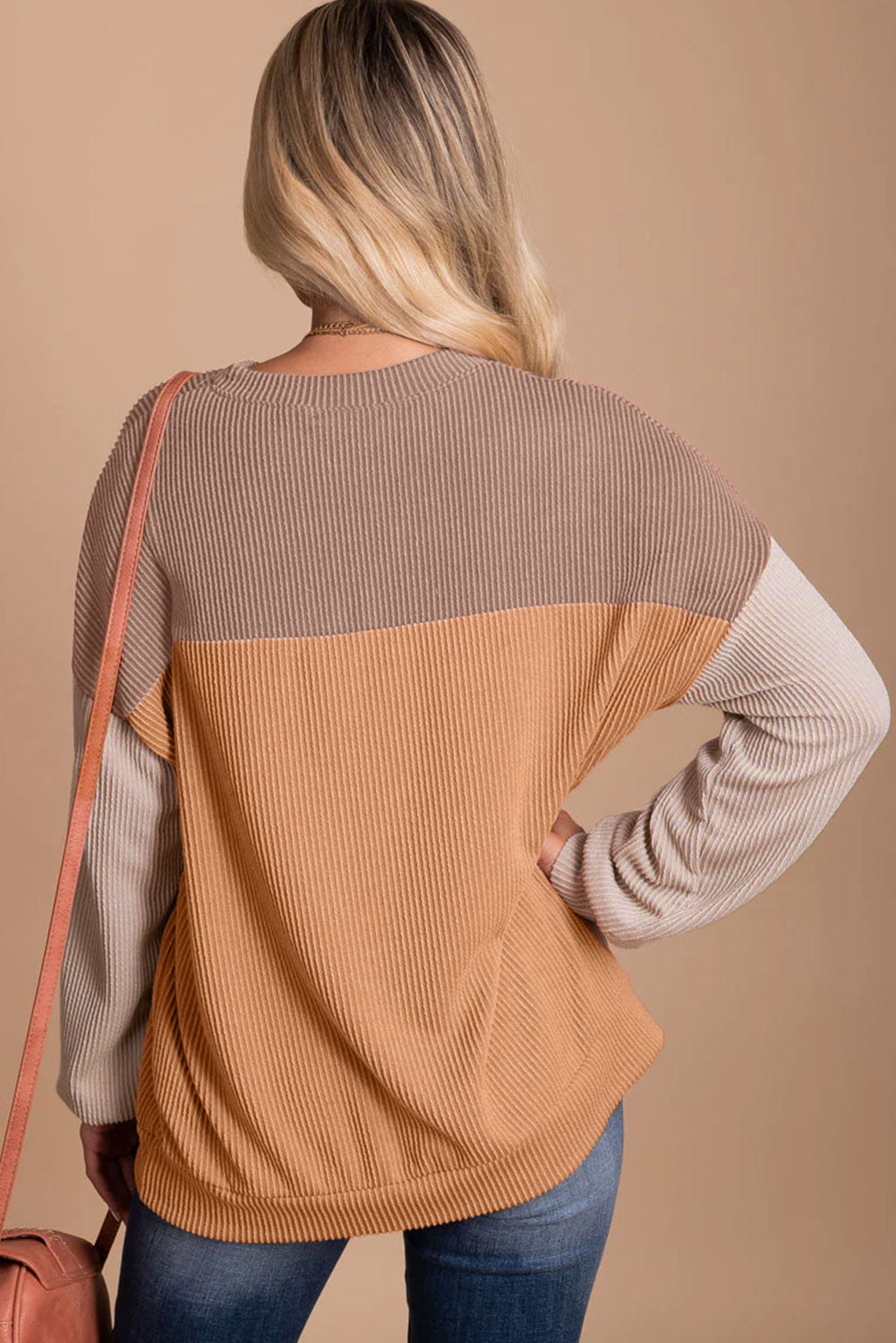 Women's Top Featuring Rib-Knitted Loose Color-Block