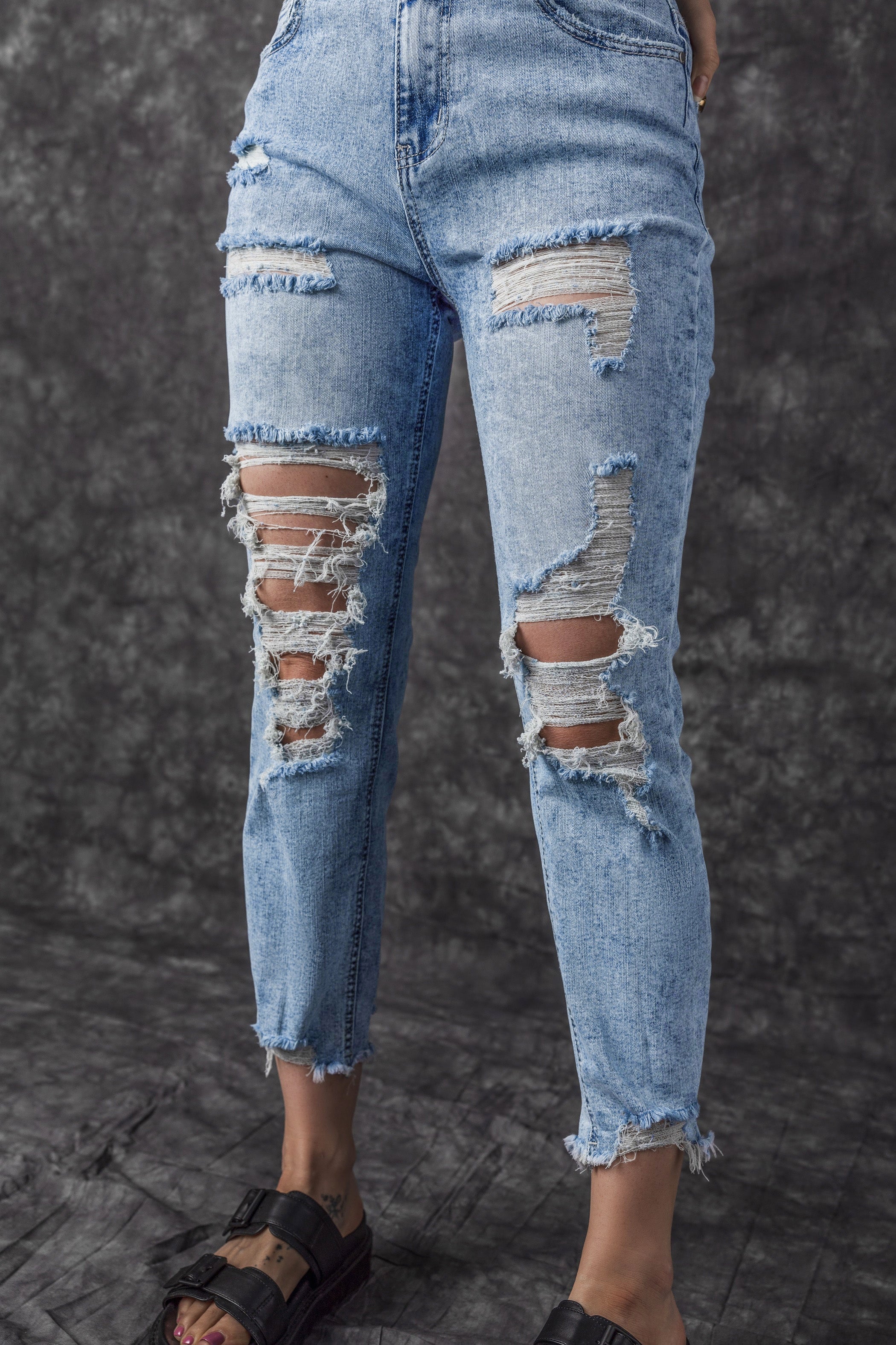 Women's Jeans with Distressed Slim Fit Acid Wash