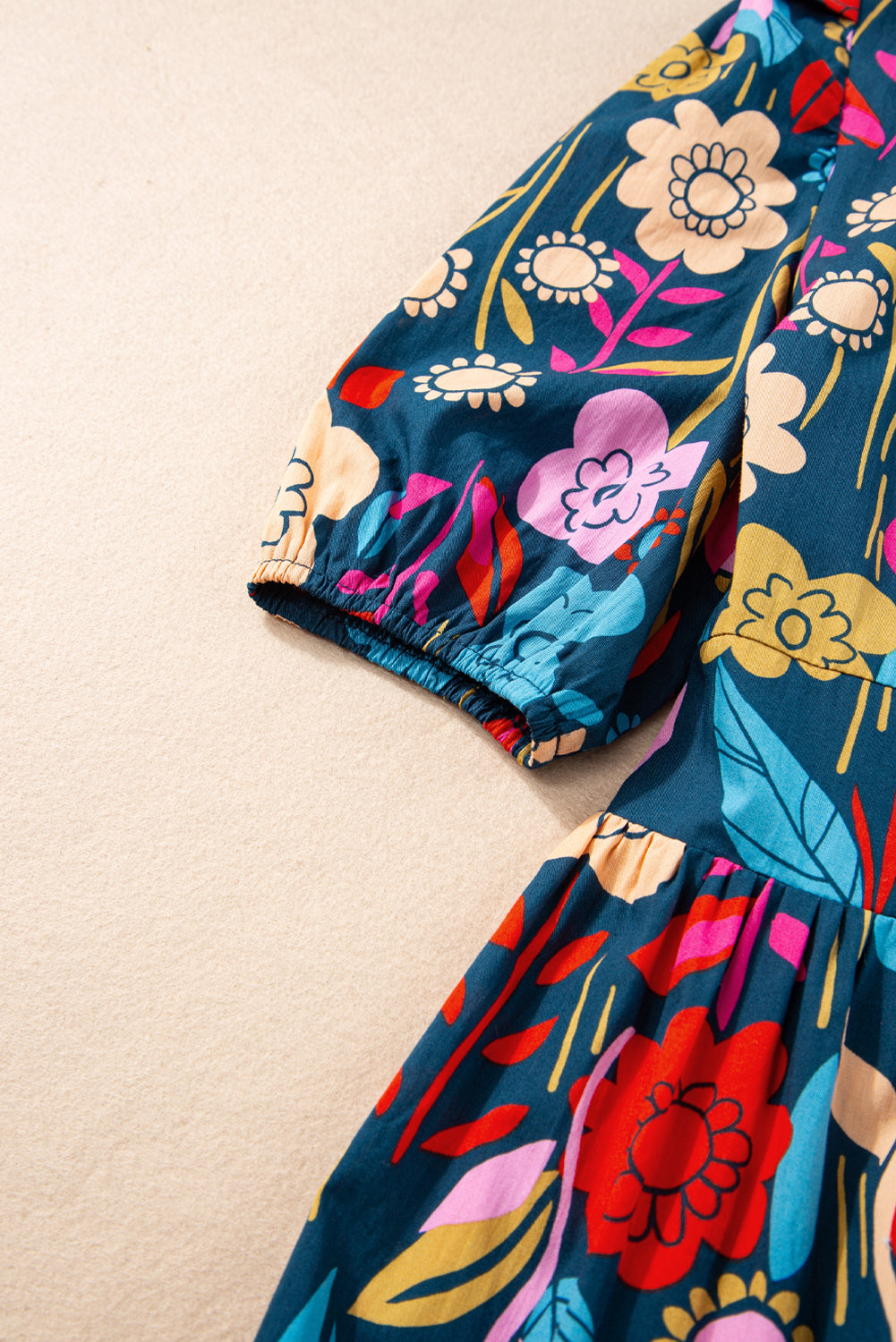Women's Maxi Dress Featuring Retro Floral-Print Split Neck