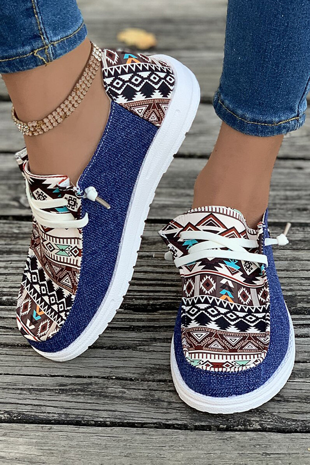 Retro Aztec Patchwork Lace-up Decor Flat Shoes