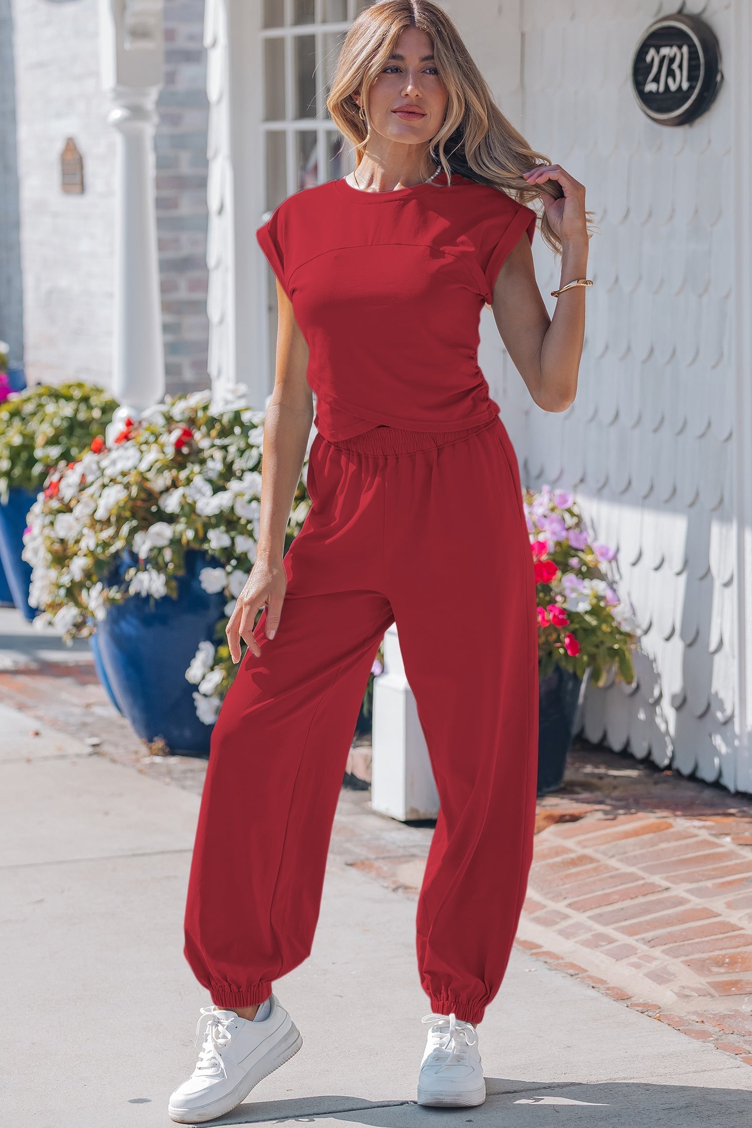 Red Solid Racing Solid Cropped Tank Top and Jogger Pants Set