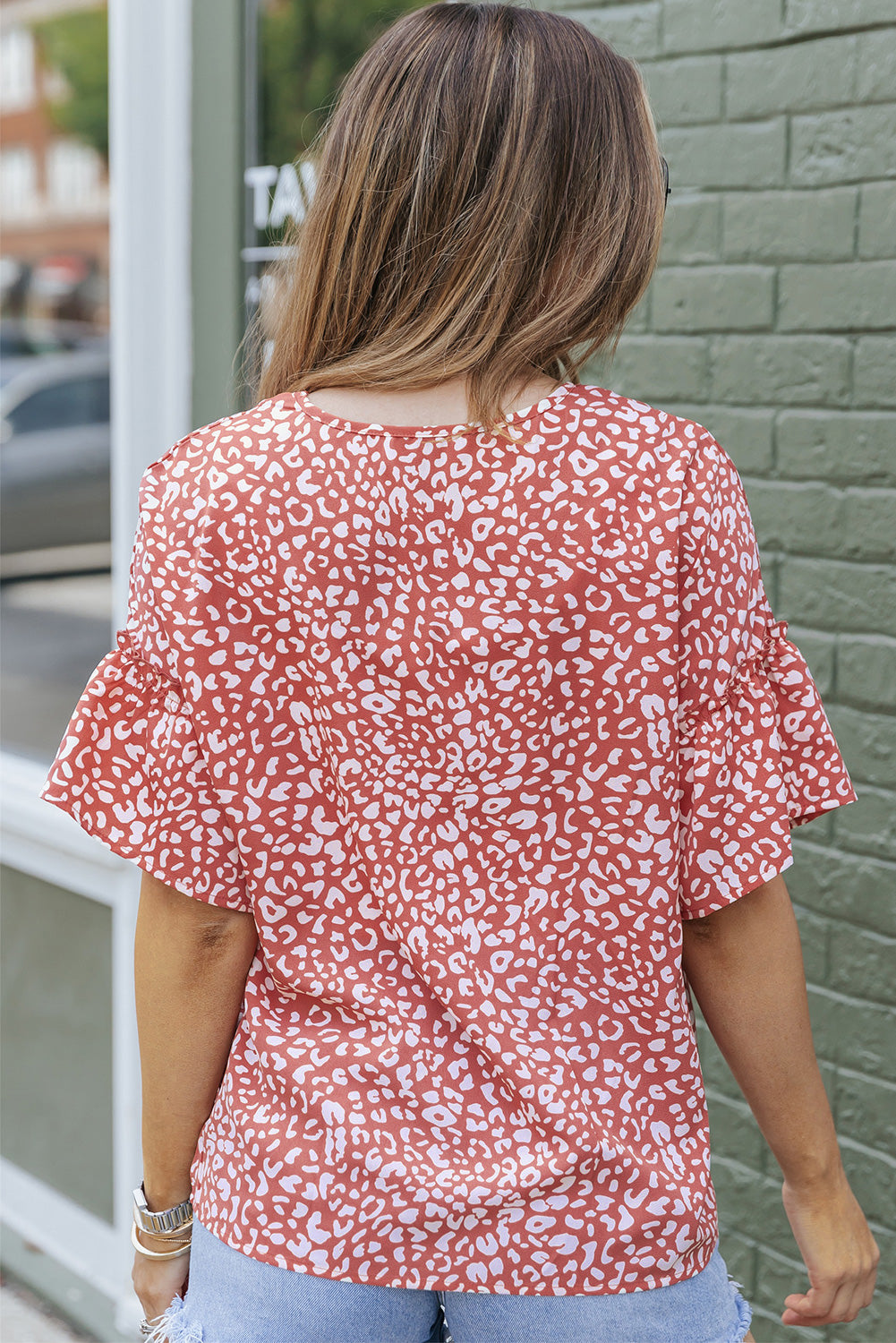 Women's T-shirt Featuring Leopard-Print Ruffle-Trimmed Sleeve