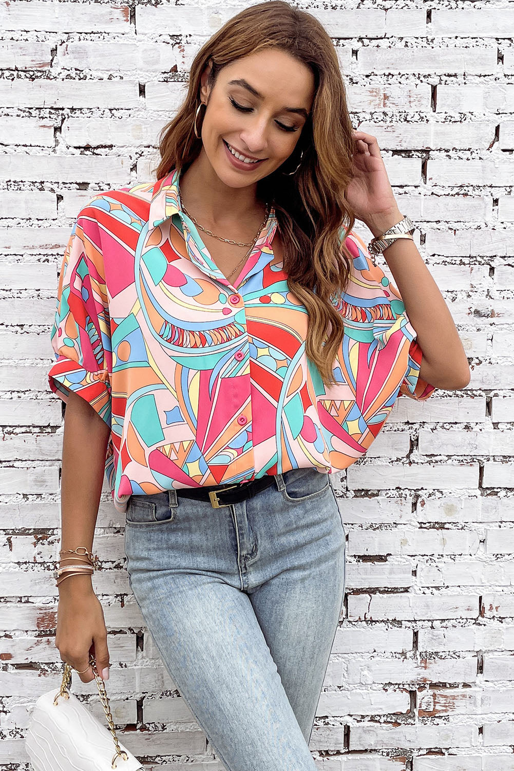 Women's Shirt Featuring Loose Abstract Half Balloon Sleeve