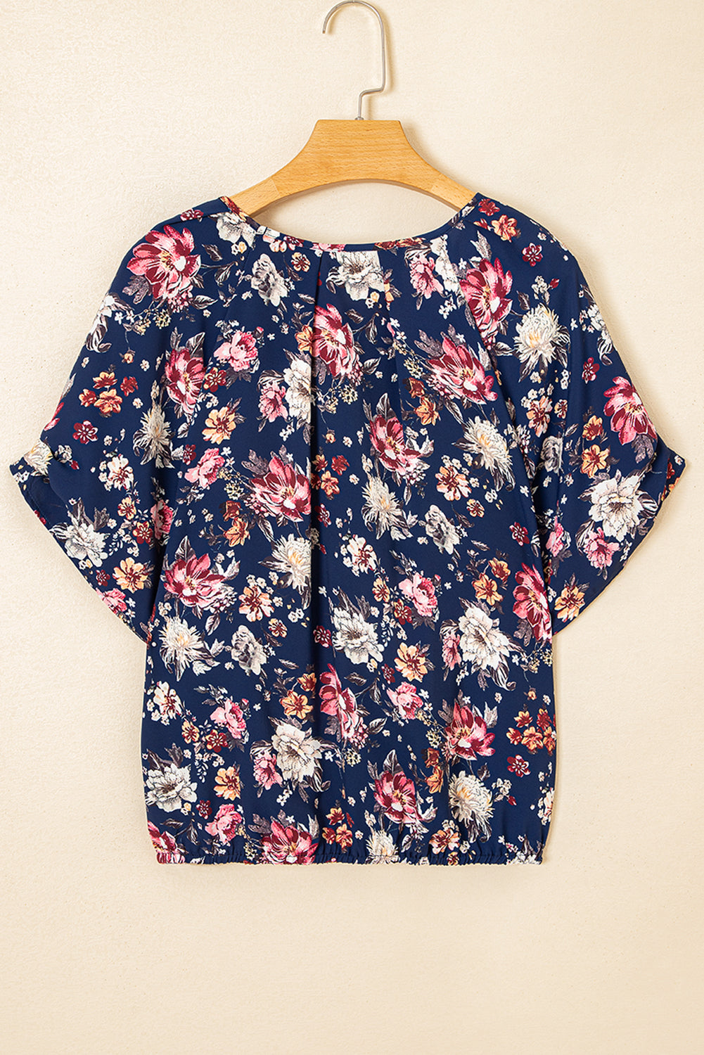 Short-Sleeved Scoop Floral Scoop Neck Everyday Blouse