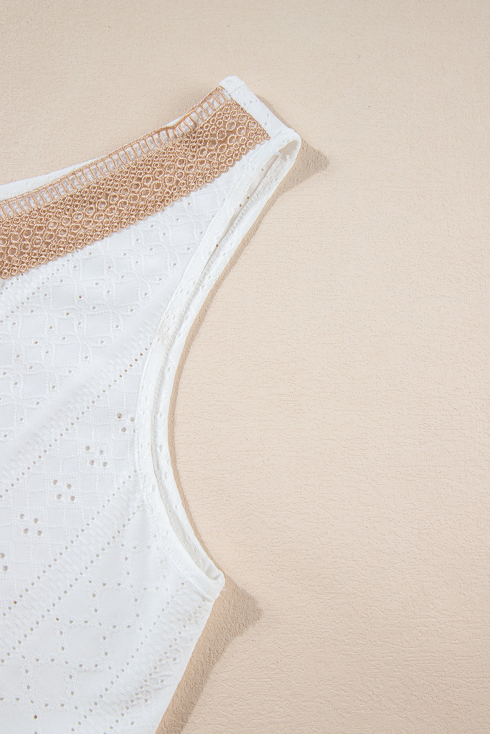 Women's Tank Top Featuring Lace-Trimmed Plus Size V Neck