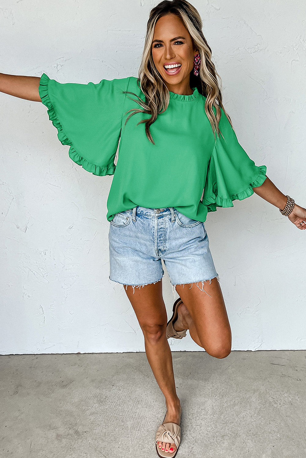 Wide Frilly Round-Neck Half Sleeve Blouse