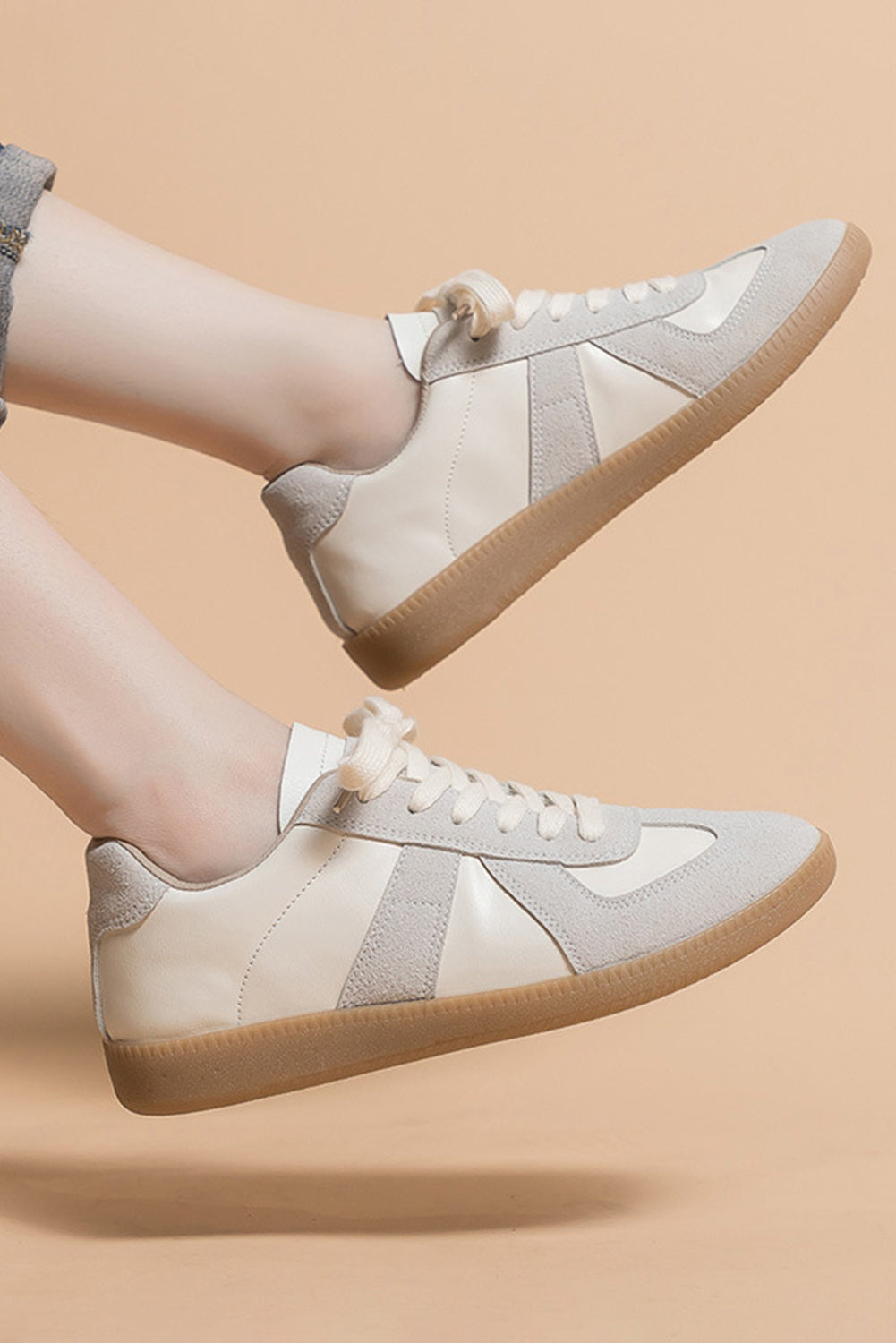 Suede PU Leather Patched Lace-up Flat Shoes