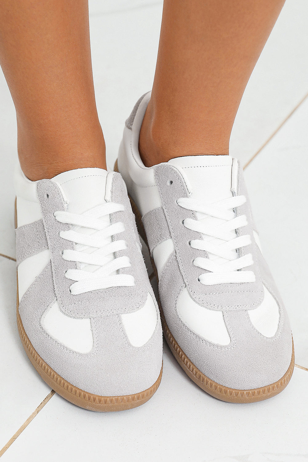 Suede PU Leather Patched Lace-up Flat Shoes