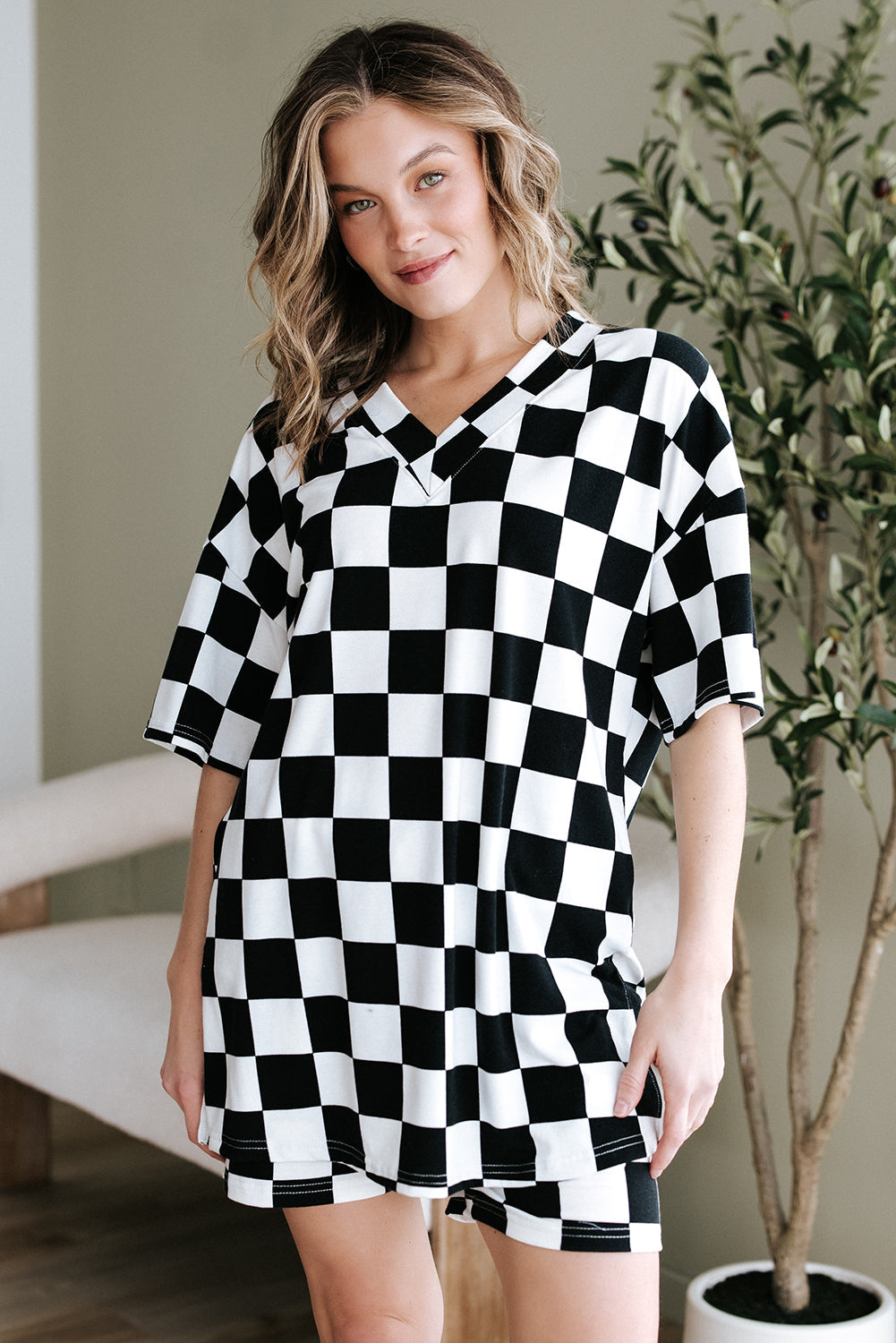Print V-Neck Checkerboard V-Neck Loose Tee and Shorts Lounge Set