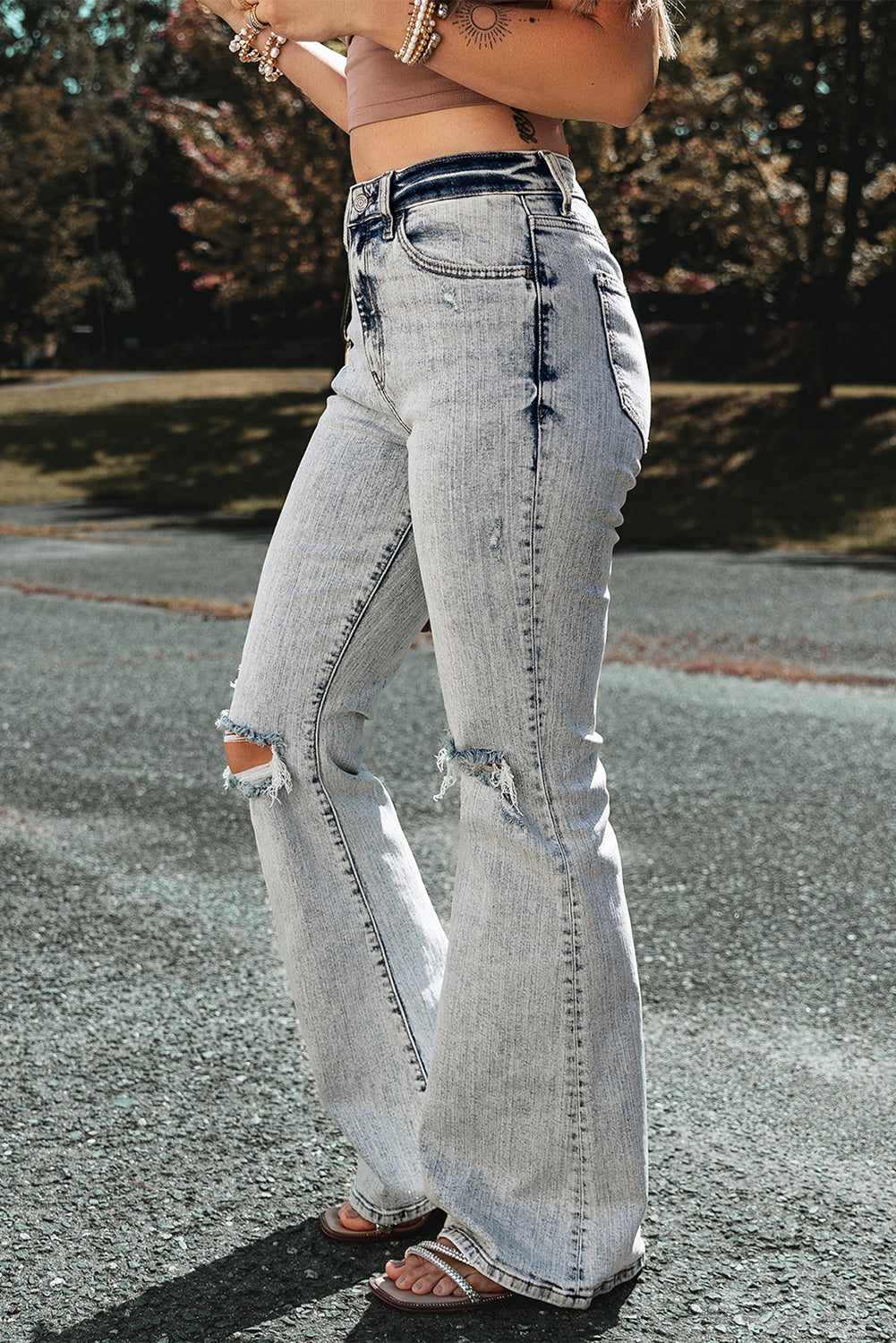 Women's Jeans with Distressed Washed Slit Knee Flared