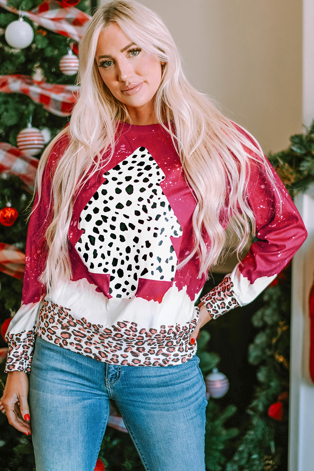 Women's Sweatshirt with Christmas Tree Relaxed Fit
