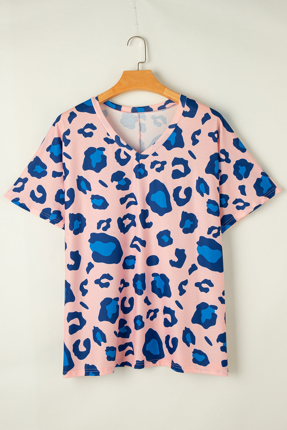 Women's V Neck Plus Size Leopard-Print Print Tee