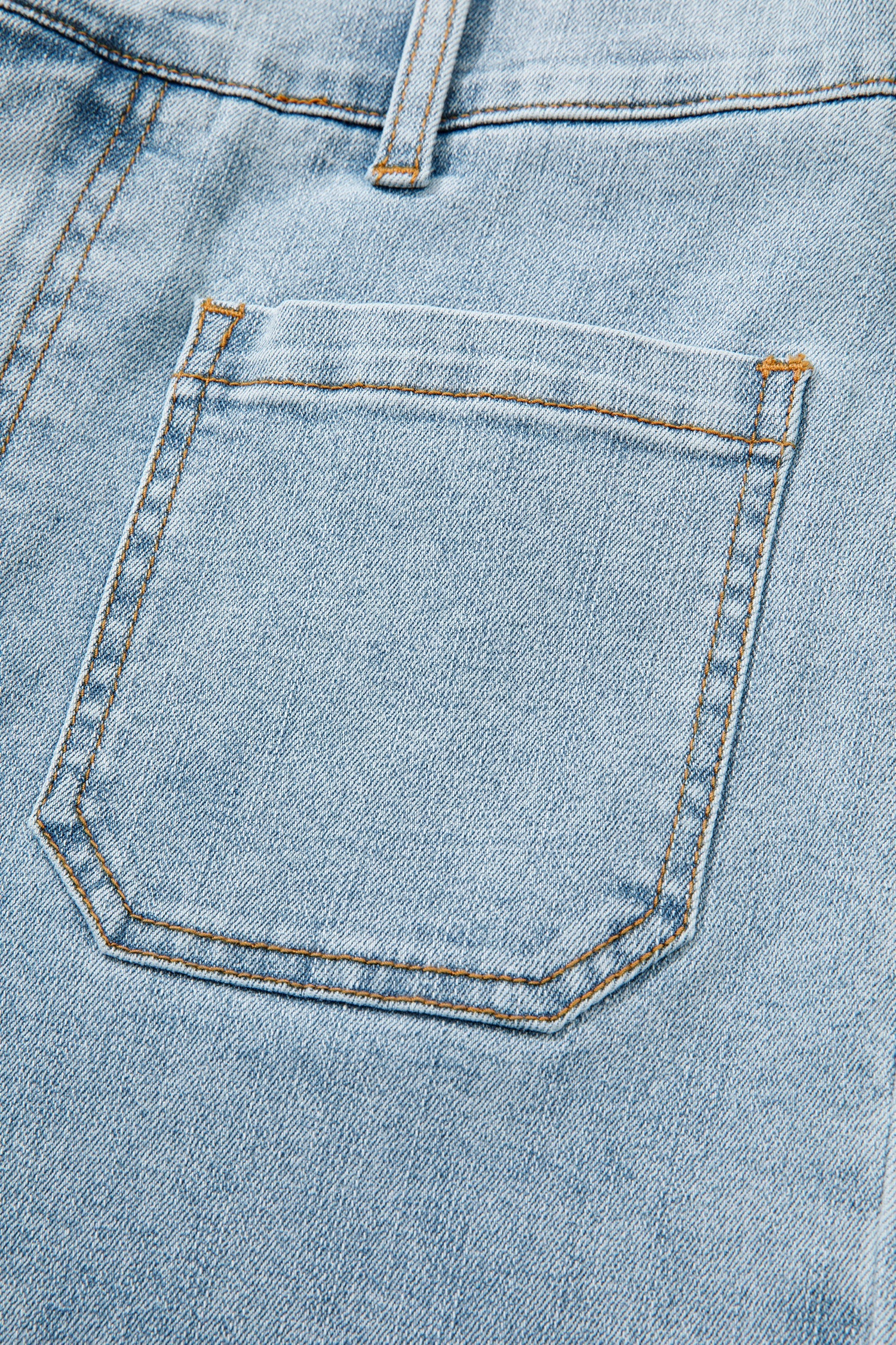 Regular Solid Full-Length Pocket Detail Denim Jeans in Beau Blue