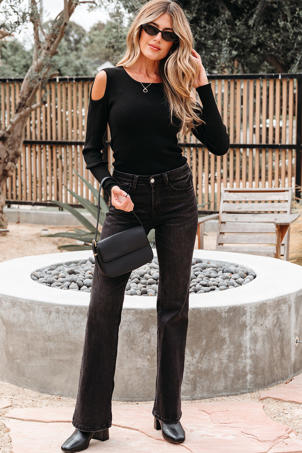 Rib-Knit Knit Cold Shoulder Knit Top in Black