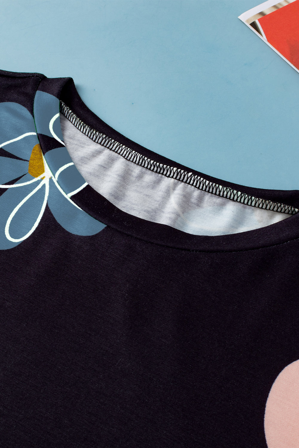 Women's Round Neck Flower Everyday T Shirt