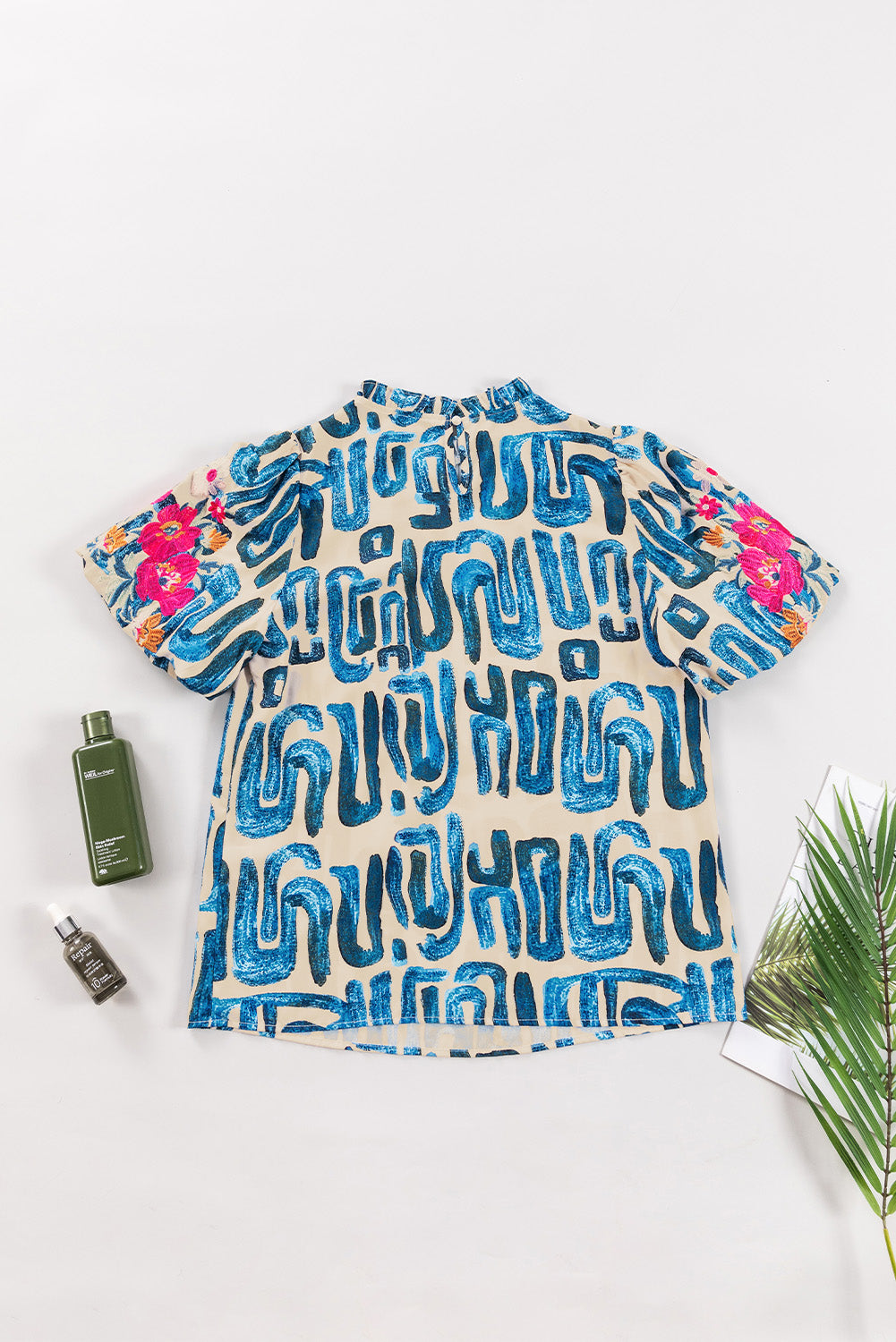 Women's Top with Frill-Trimmed Neck Printed