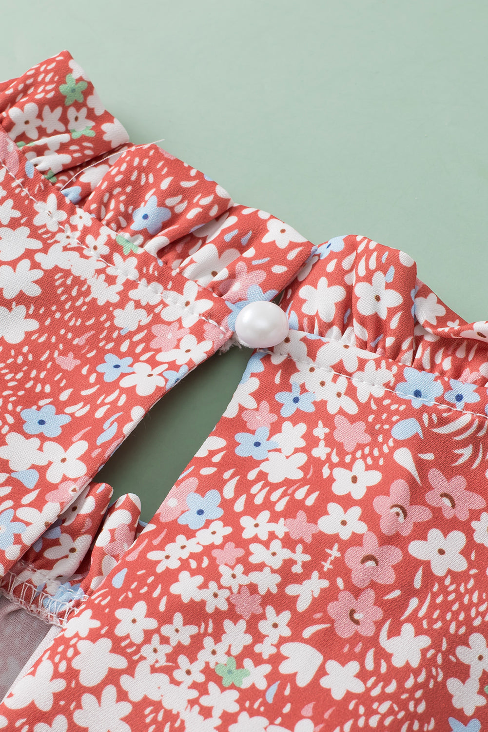 Women's Blouse Featuring Frill-Trimmed Neck Plus Size Floral-Print