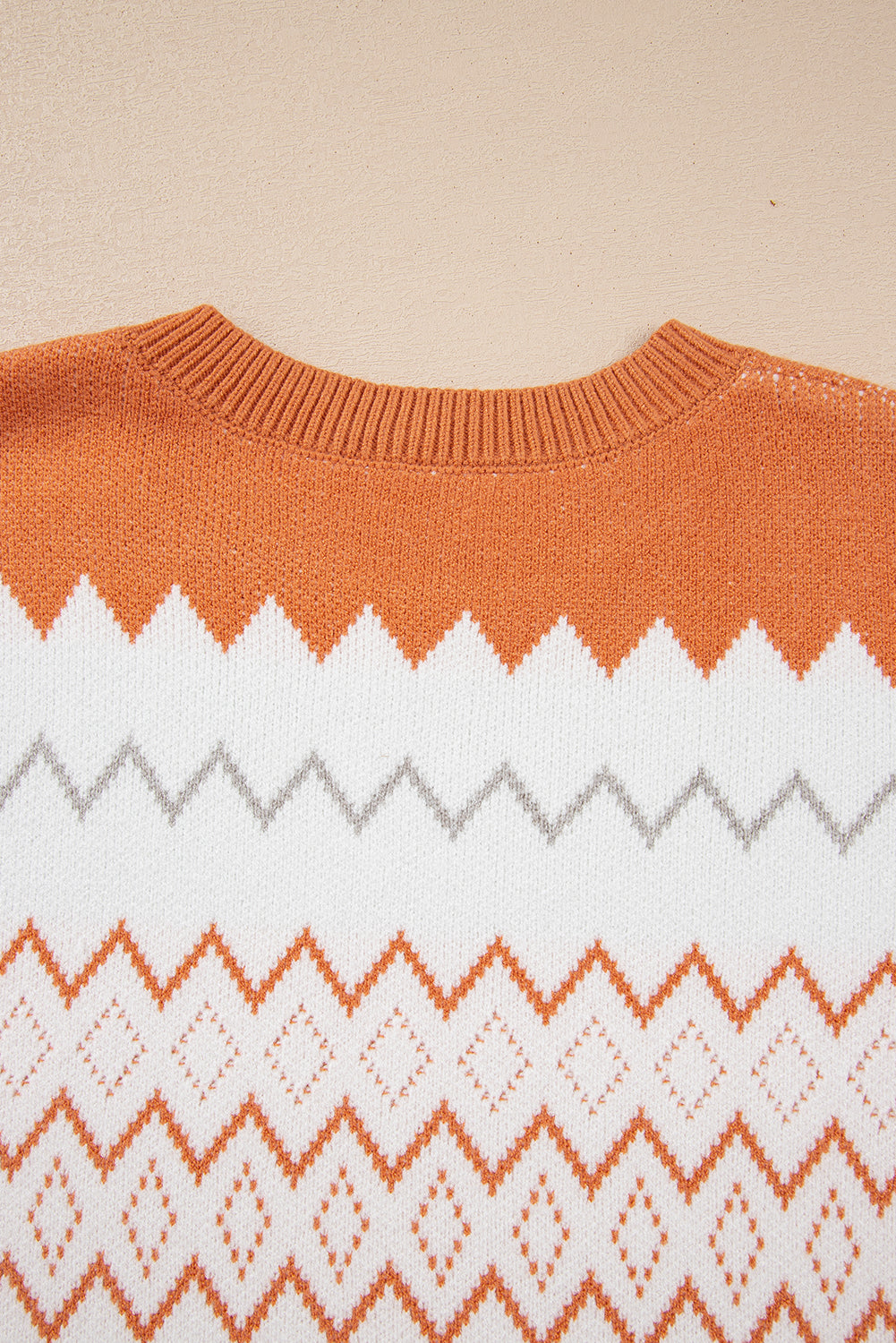 Zigzag Geometric Pattern Knit Pullover Knit Top