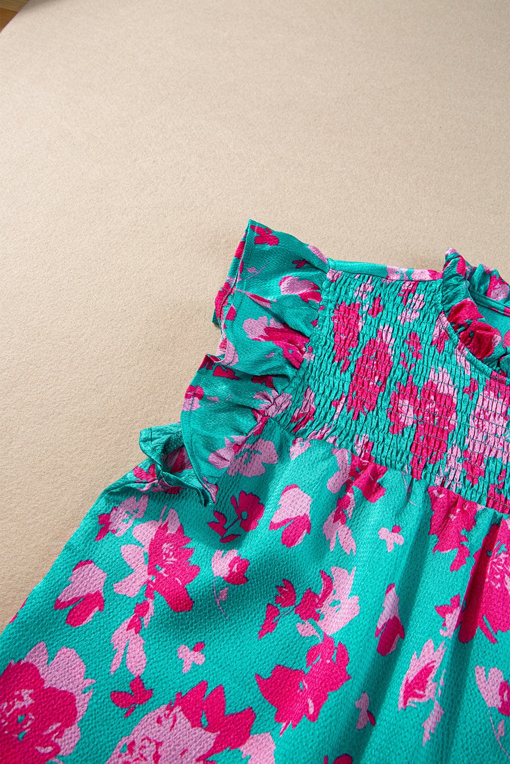 Women's Blouse Featuring Floral-Print Ruffle-Trimmed Flutter Sleeve Ruched