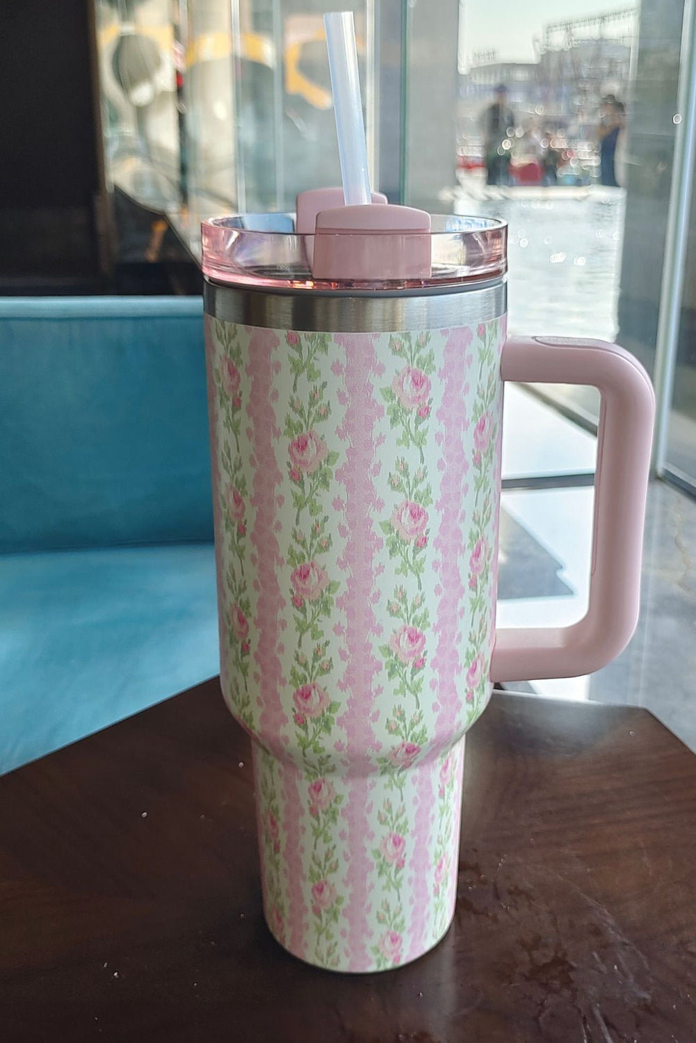 Print Large Flower Large Insulated Tumbler with Handle 40oz