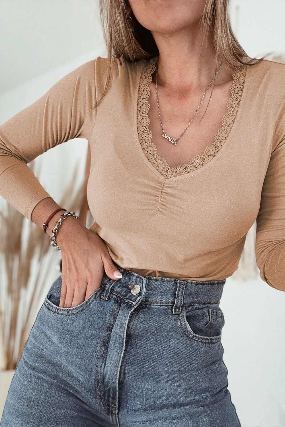 Neckline Lace-trimmed Sweetheart Ruched Detail Long-Sleeved T-shirt