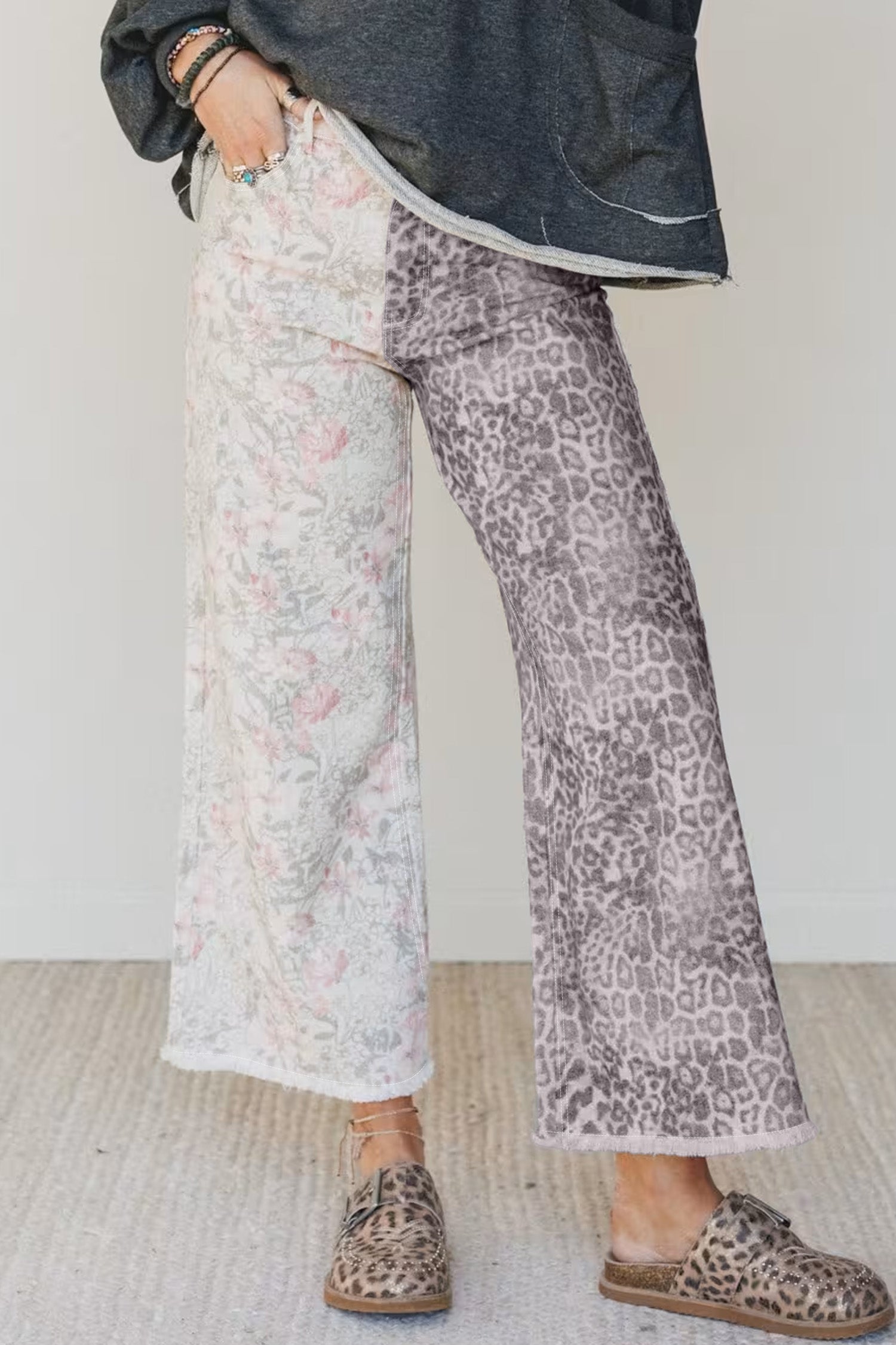 Retro Floral Leopard Contrast Patchwork Raw Hem Jeans in Multicolour