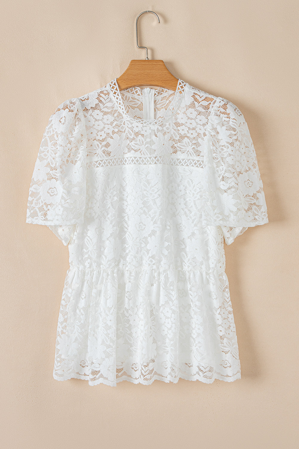 Chic White Short Sleeve Scalloped Floral Lace Peplum Blouse