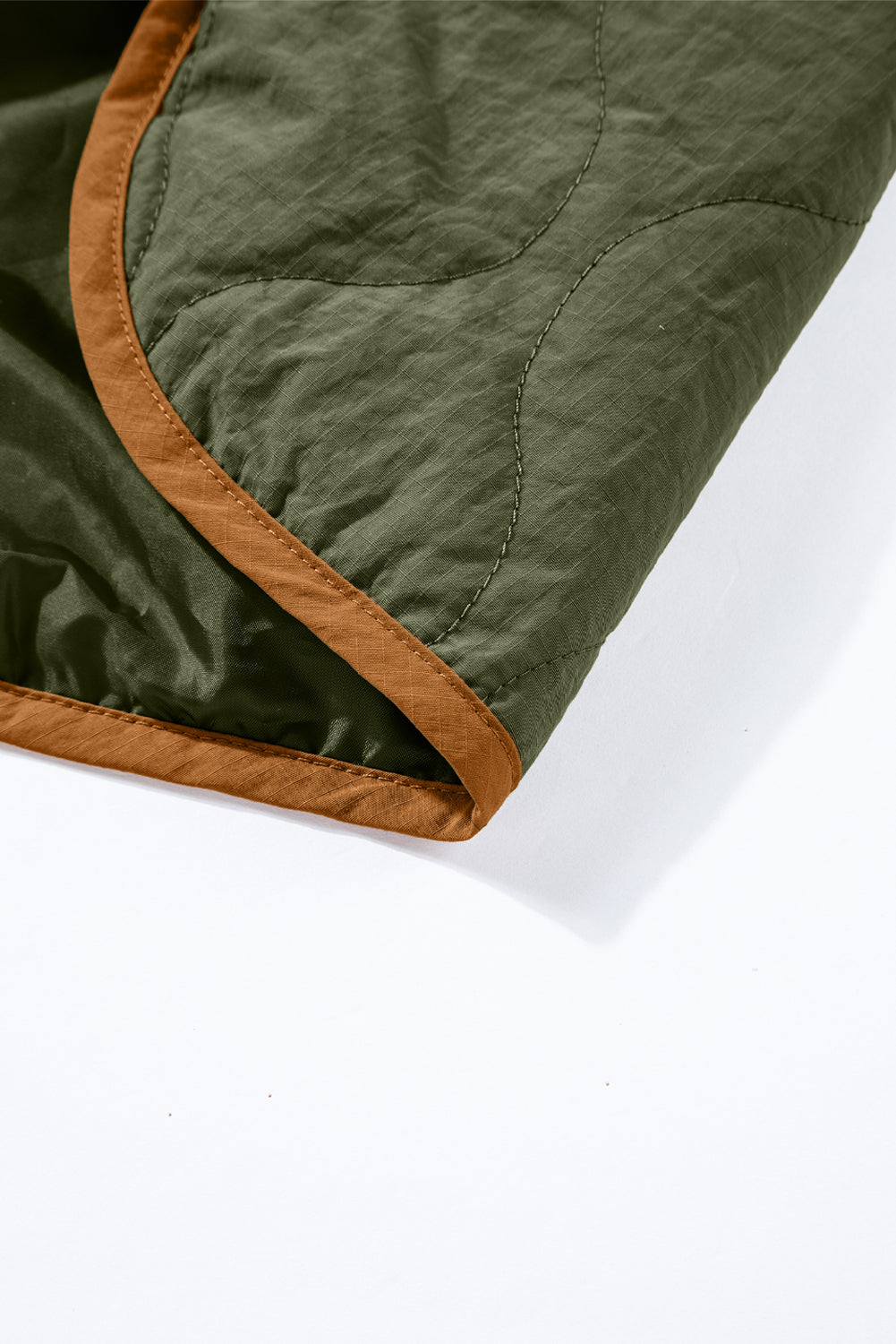 Women's Jacket Featuring Stitching Quilted Drawcord
