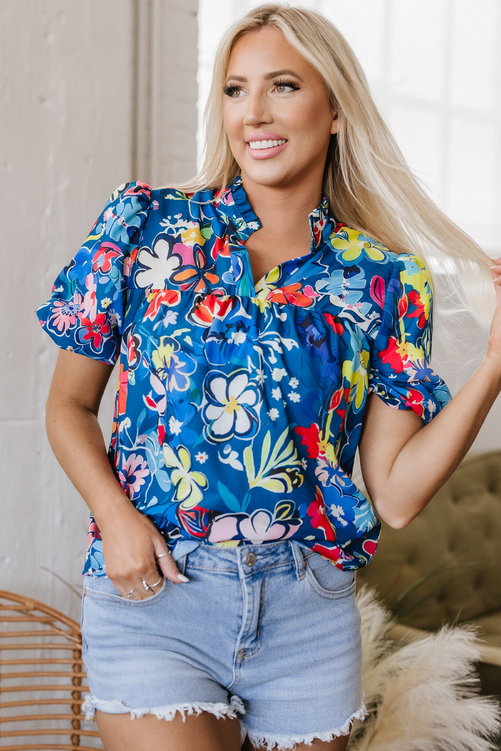 Flower Print Collared V-Neck Puff Short-Sleeved Loose Blouse