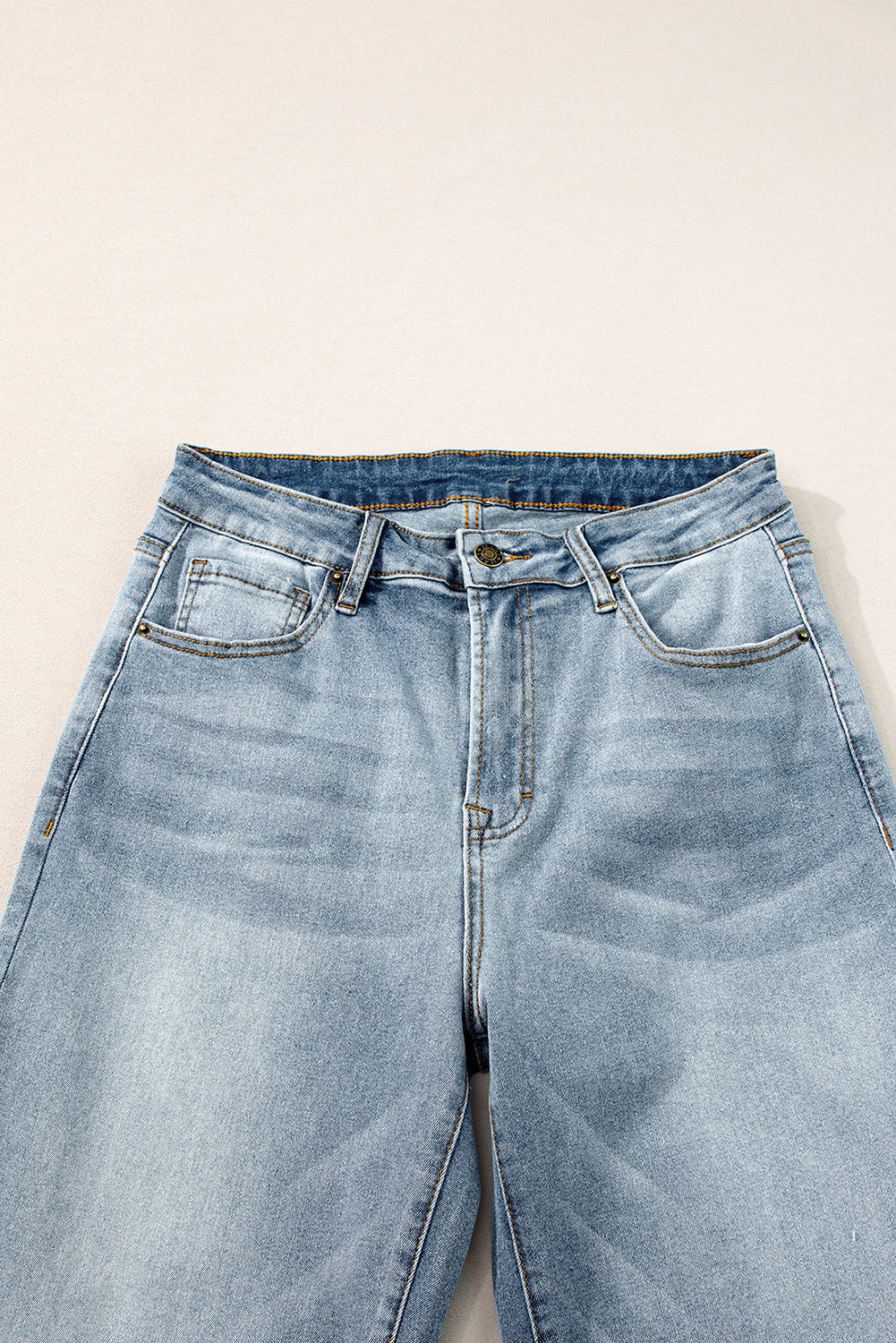 Women's Acid Wash Raw Edge Straight Jeans
