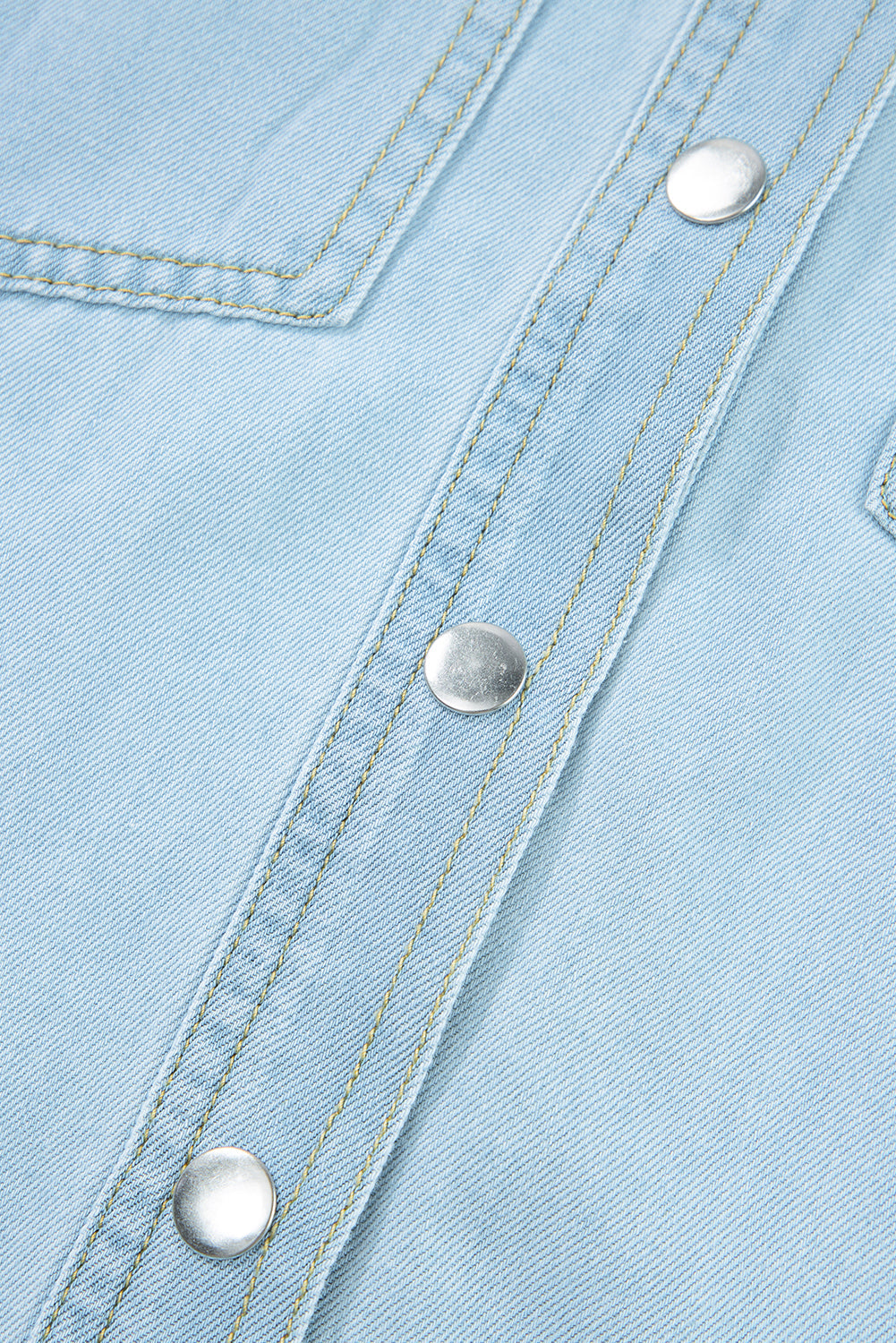 Women's Shirt with Rounded Hem Flap Pockets