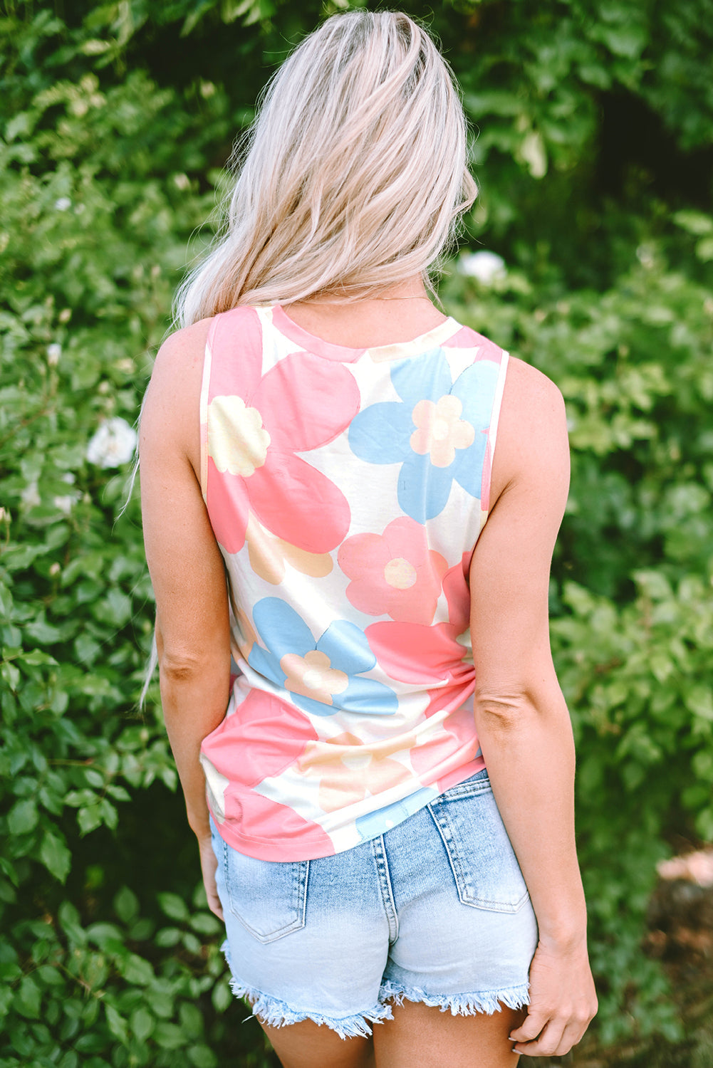 Women's Top with Round Neck Sleeveless Floral-Print