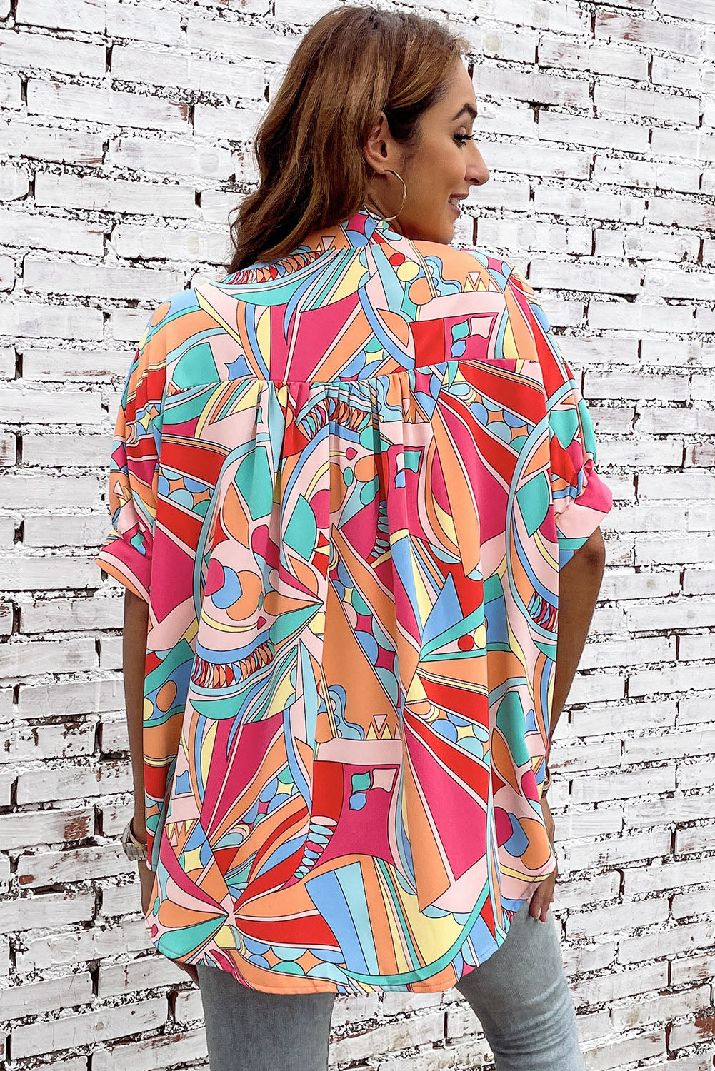 Women's Shirt Featuring Loose Abstract Half Balloon Sleeve