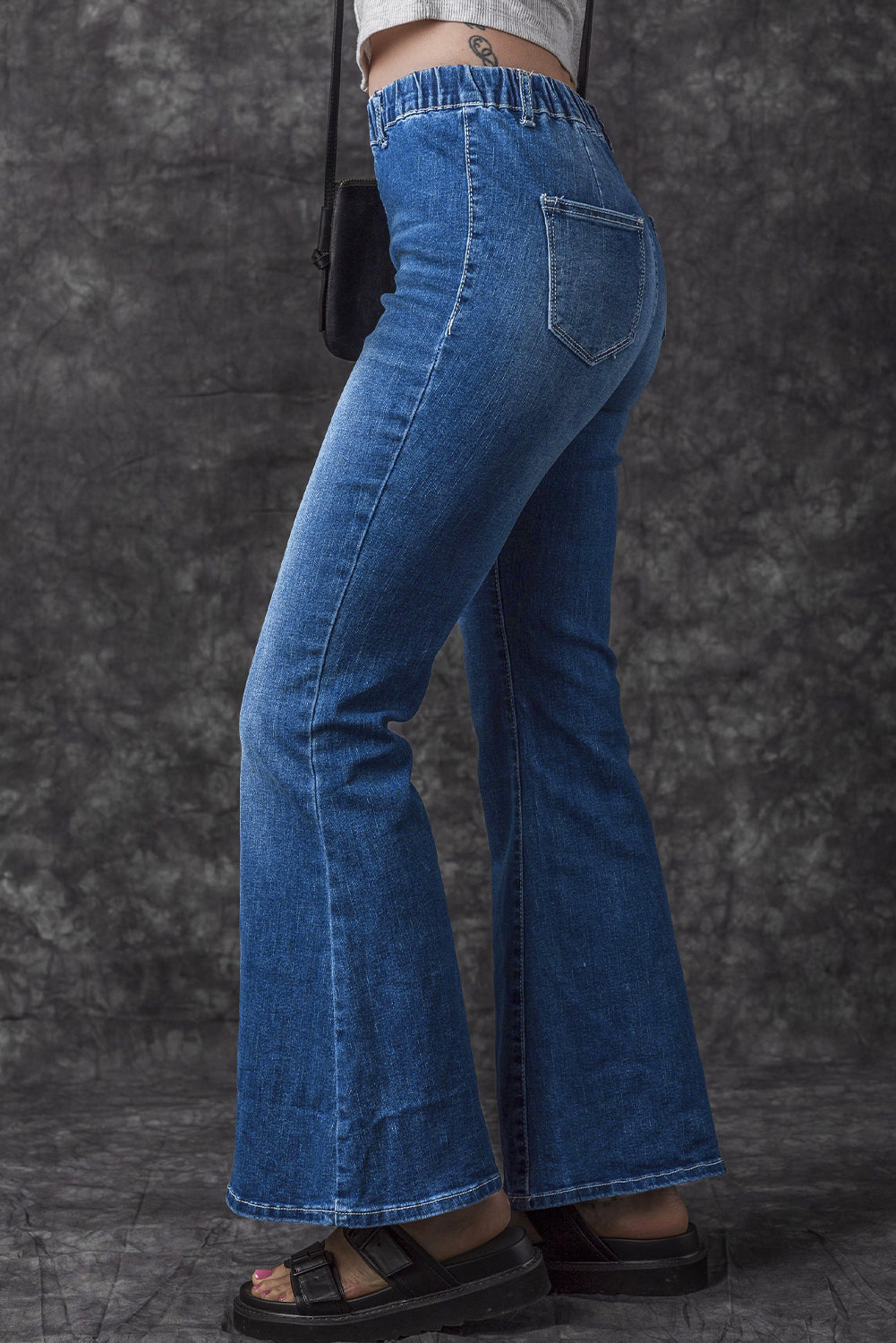 Women's Elastic High-Rise Flare Jeans