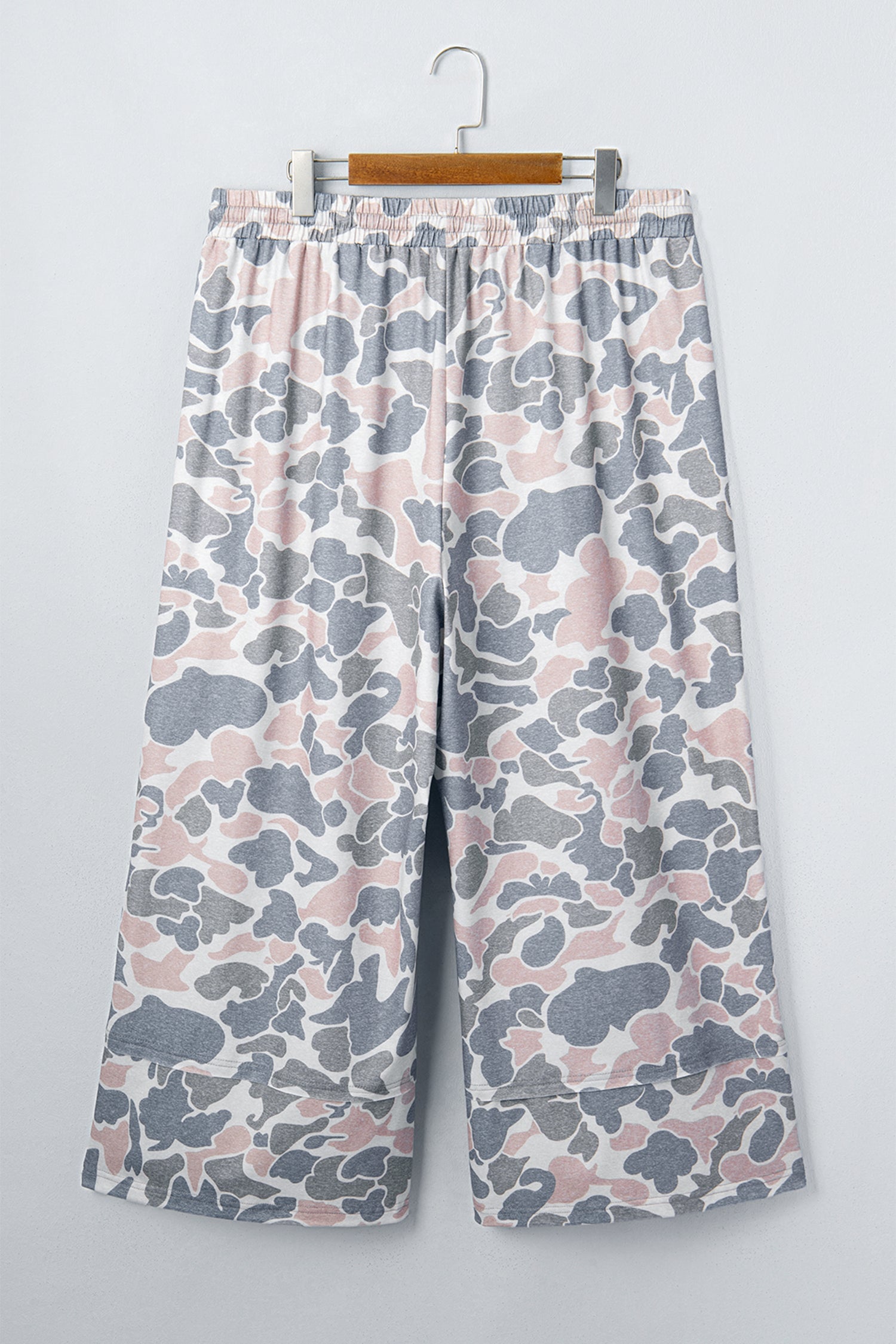 Ankle-Length Camouflage Print Plus Size Pants in Khaki