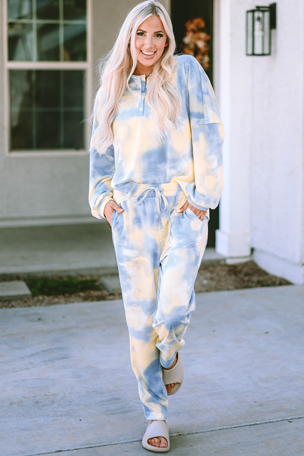 Women's Outfit Featuring Pants Top Drawcord