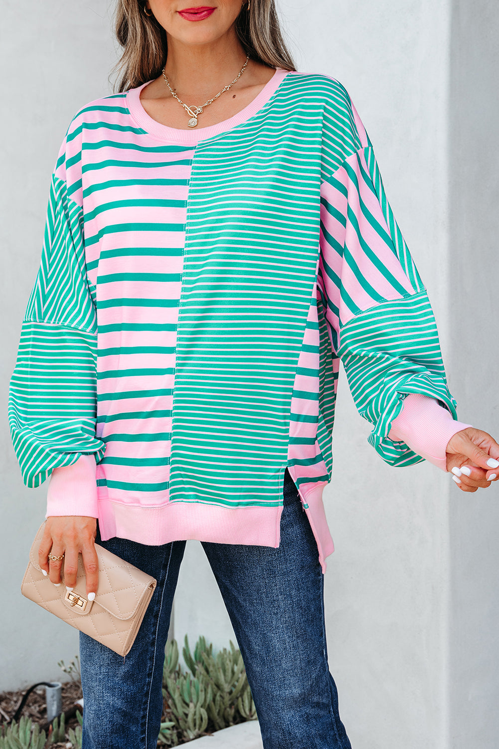 Colorblock Mix Pattern Patchwork Side Slit Baggy Sweatshirt
