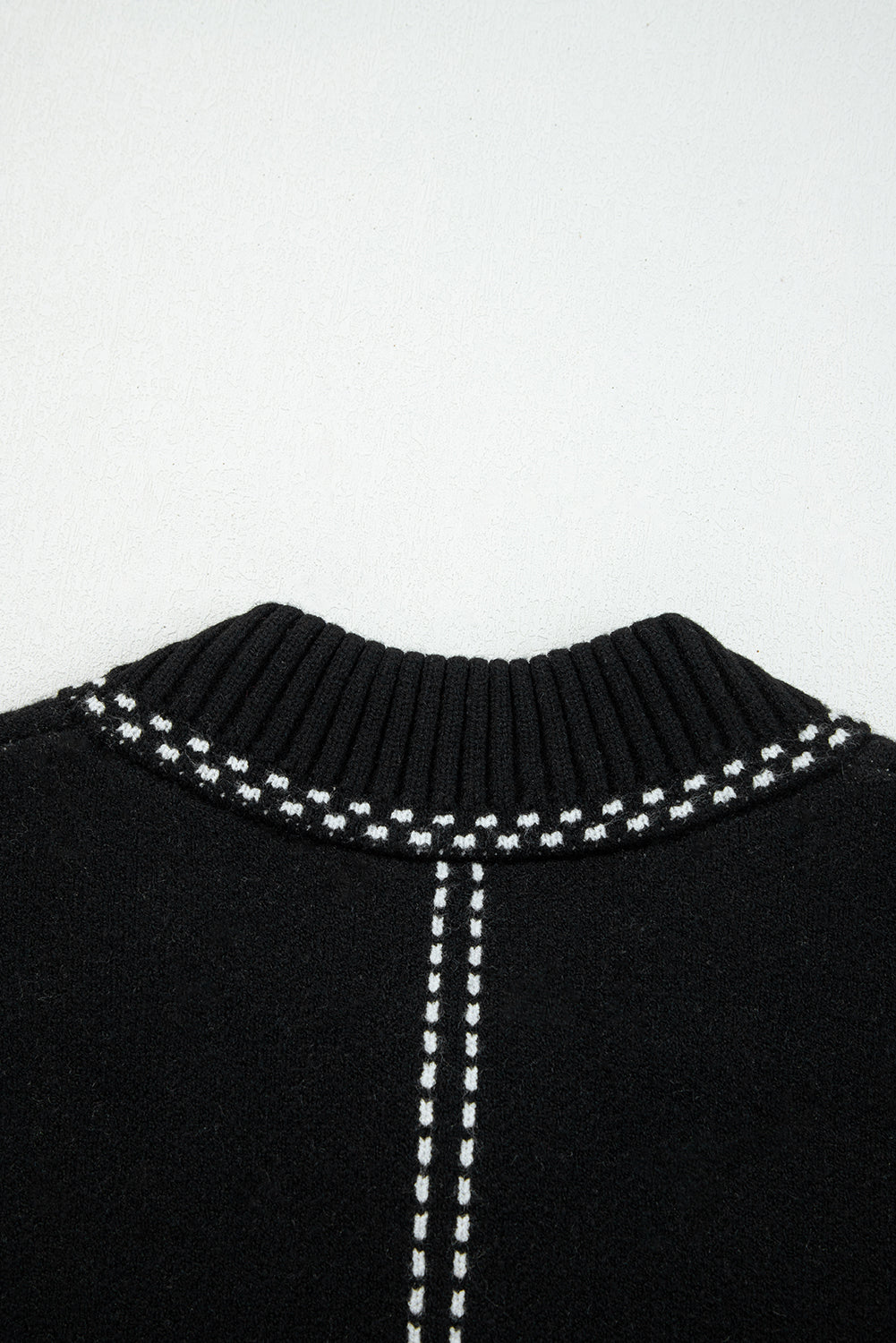 Button-Front Contrast Trim Cardigan Knit Top in Black